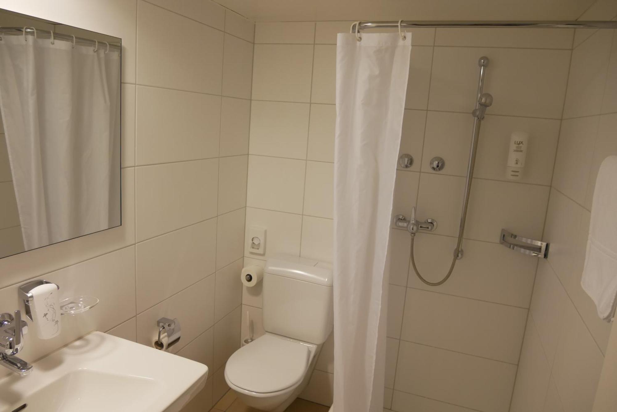 Hotel Schwanen Виль Номер фото